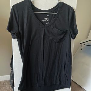Black v neck short sleeve